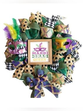 Mardi Gras Queen Decorative Wreath - Green, Purple & Gold Folds for storage